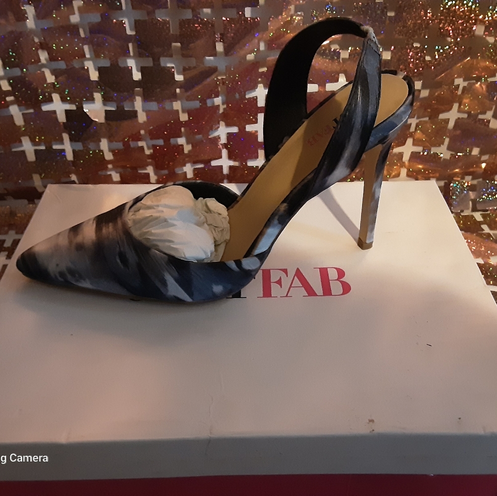 Justfab dionne slingback high heels 👠 nib black and Grey
